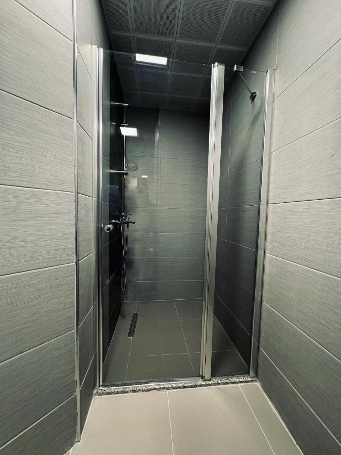 Royal Kate Spa Included, 32Nd Floor Скопие Екстериор снимка