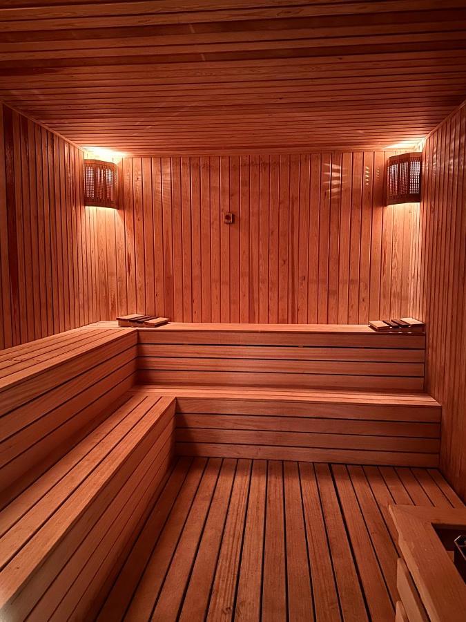 Royal Kate Spa Included, 32Nd Floor Скопие Екстериор снимка