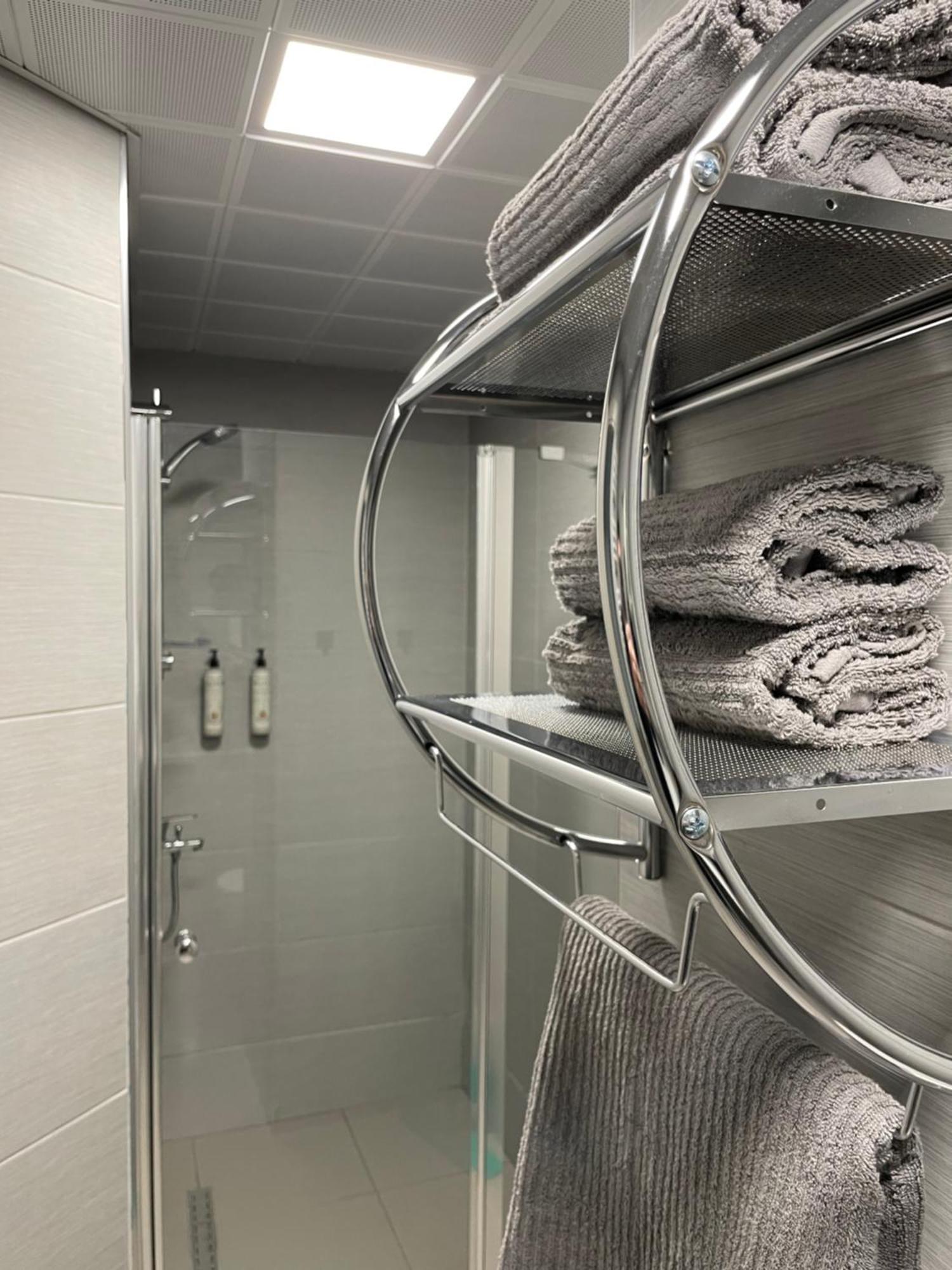 Royal Kate Spa Included, 32Nd Floor Скопие Екстериор снимка